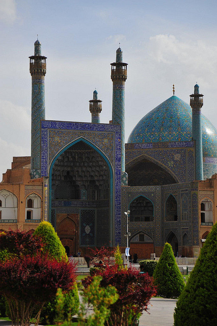 by DSLEWIS on Flickr.Imam Mosque in Naqsh-e Jahan Square - Isfahan, Iran.