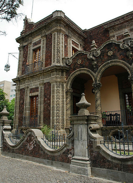 Rococo-style stone house in Guadalajara, Mexico