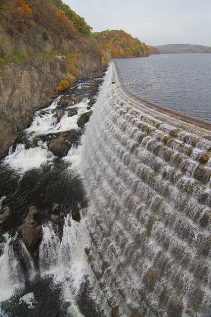 New Croton Dam with fall colours, New York, USA