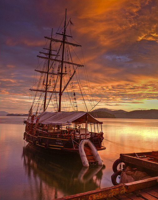 Sunrise vessel, Paraty, Brazil