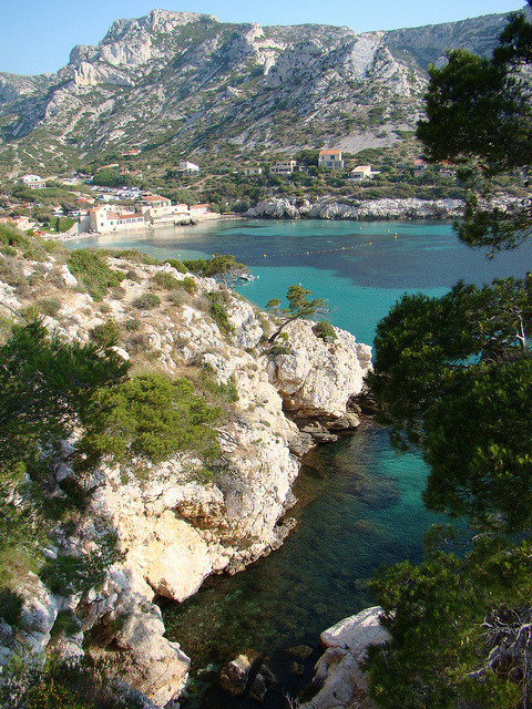 Idyllic bay Calanque de Sormiou near Marseille, France