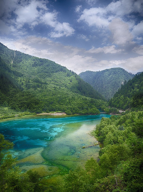 The blue lakes of Jiuzhaigou Valley, China