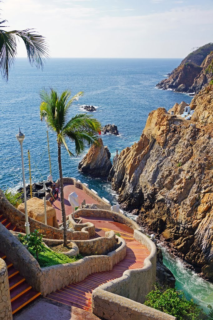 La Quebrada stairway, Acapulco / Mexico