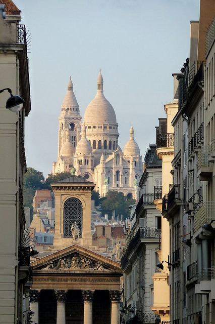View from Boulevard Haussmann, Paris / France